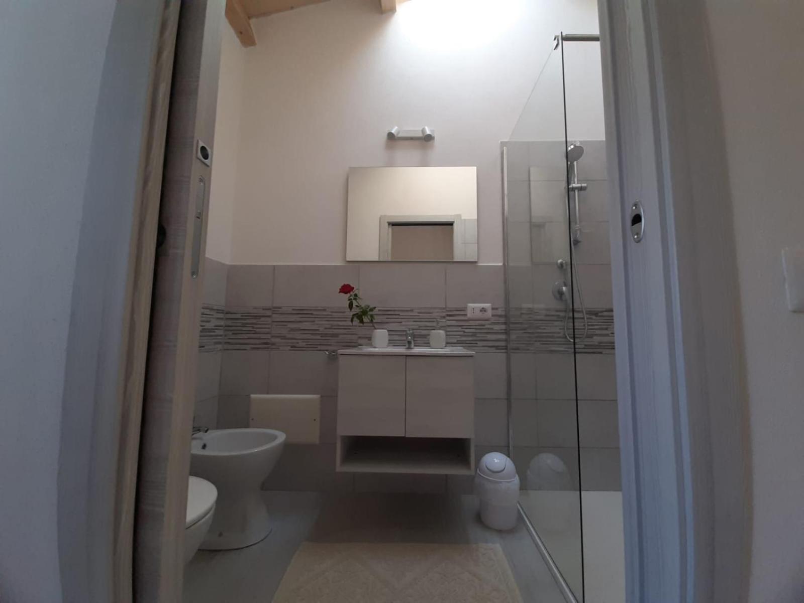Nice Apt In A Street In Old Town Алгеро Екстериор снимка